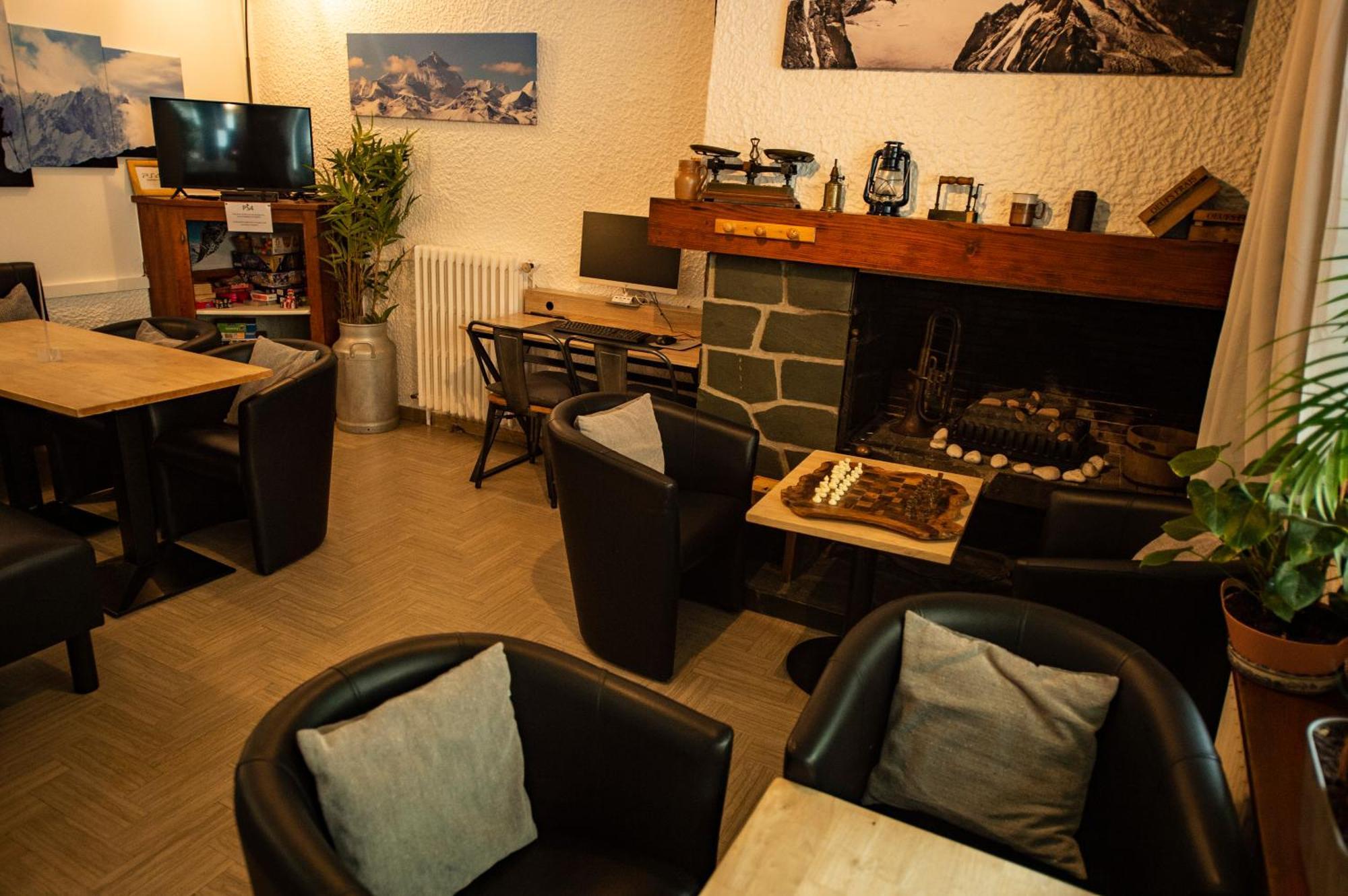 Hotel La Chaumiere A 100M Du Telecabine Saint-Gervais-les-Bains Ngoại thất bức ảnh